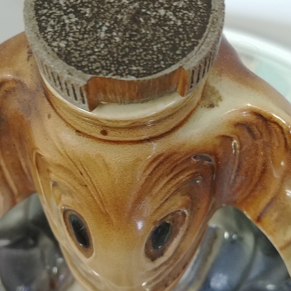 Vintage 1960 whiskey donkey bottle - Picture 5 of 9